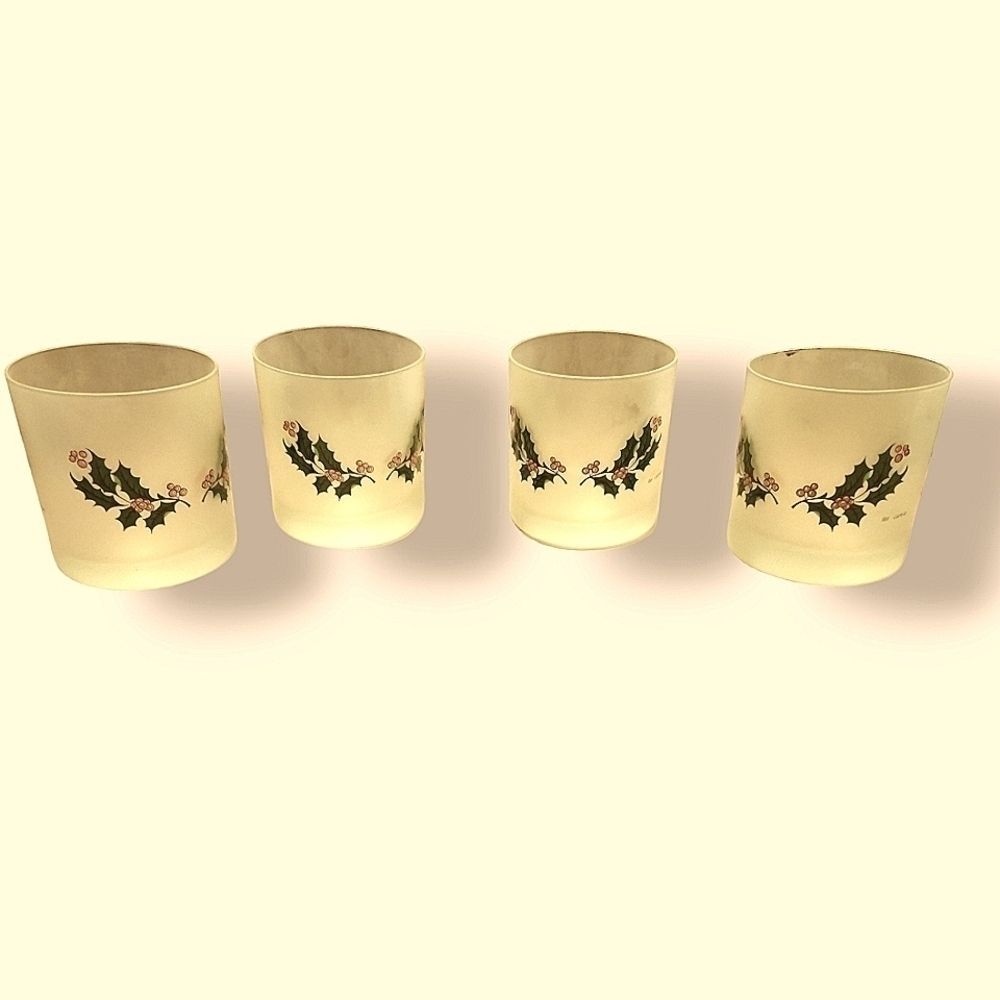 CERVE Frosted Holly Berry set of 4 Christmas Holiday Highball Glasses